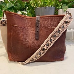Go Forth Goods Small Avery Crossbody